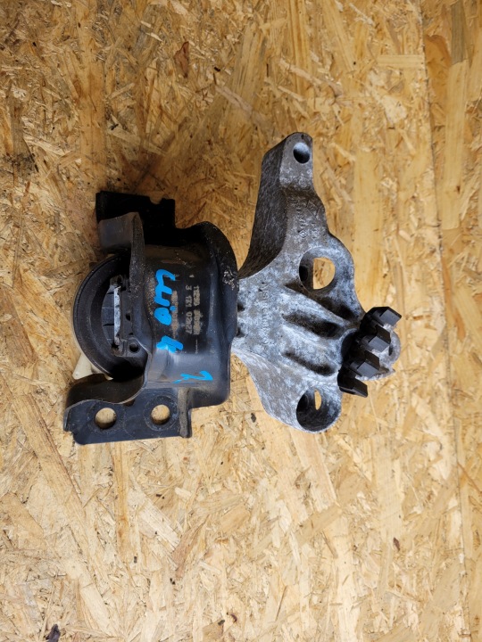 supporto Supporti motore usato RENAULT CLIO IV 1.5