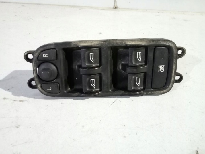Volvo V50 panel window control switch of mirrors