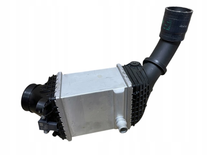 Radiatore / Raffreddatore Dell’aria radiatore intercooler+sensore pressione BMW X5 G05 X6 G06 X7 G07