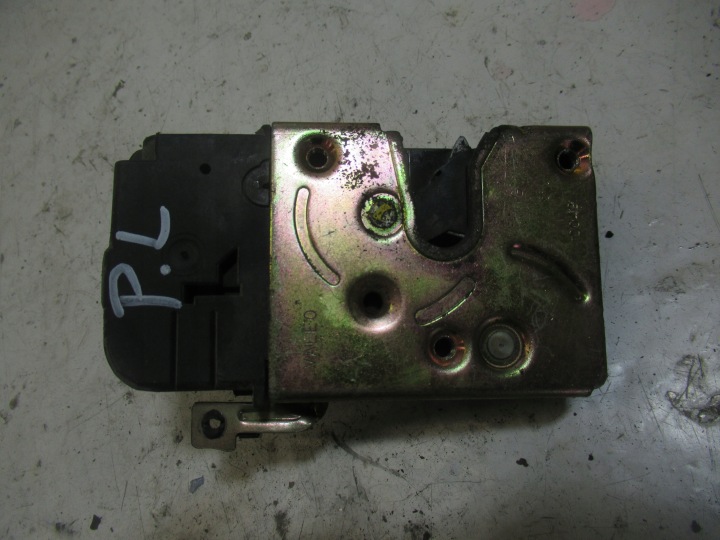 de la Serrure Portière Gauche Avant PEUGEOT 206