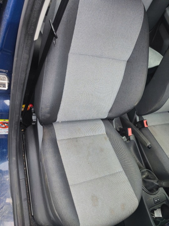 SKODA FABIA II LIFT seat right of the passenger 5-door