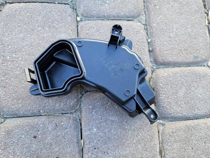 SCATOLA copertura GREMBIALINA tubo GRUPPO STUFA RISCALDAMENTO boczny BOCCHETTE KP960 Opel Mokka B BZ91327