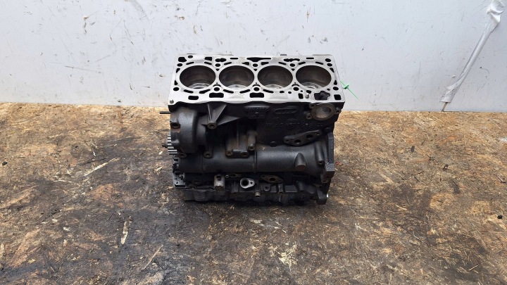 DOL of the engine pillar CUV AUDI Q3 8U A3 8V SHARAN 7N TIGUAN II PO PRZEGLADZIE