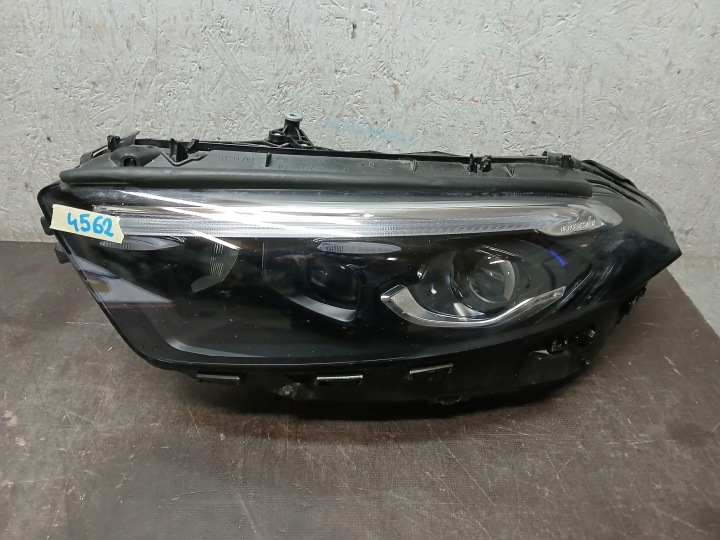 Licht vorne links MERCEDES A KLASA W177 LIFT FULL LED MULTIBEAM A1779065704