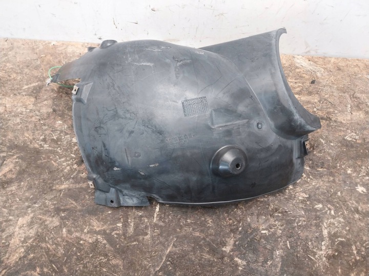 mudguard left front front part A2098840522 MERCEDES CLK W209 LIFT