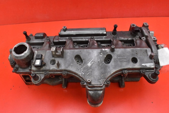 head. of the engine 31104738-002 VOLVO S60 1 and 2.4 D5 165 KM 00-04
