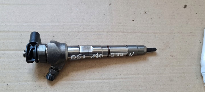 A6 C8 4K nozzle injector of the fuel 2.0 TDI 05L130277N VW AUDI A4 B9 Q5 A5