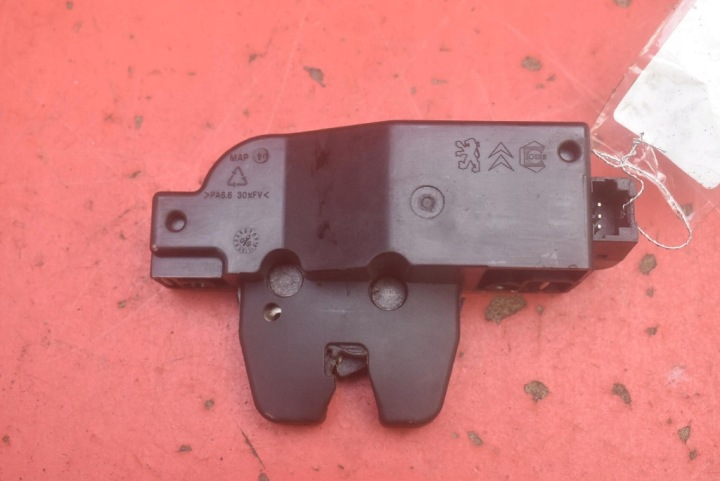 de la Serrure du capot Arrière Porte coffre hayon 9652301980 CITROEN C4 1 et 3D HB LIFT 08-11