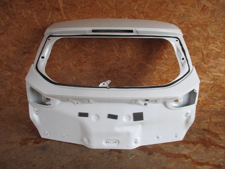HECKKLAPPE KOFFERRAUMDECKEL HINTEN FORD FOCUS MK3 KOMBI