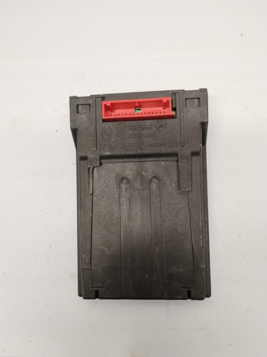 modul SYNTEZATOR MOWY 8200006159 RENAULT VEL SATIS