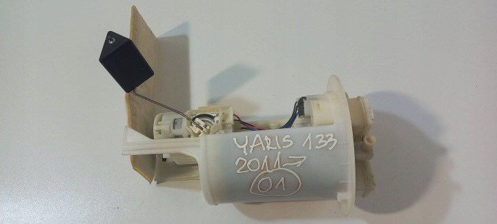 Toyota Yaris III 1,33 VVTI pumpa pumpa paliva w zbiorniku 777040d070 (1)