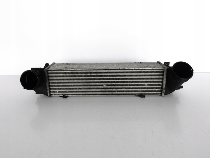 BMW 1 E82 E88 3 E90 E91 E92 E93 X1 E84 LIFT 3.5D 35D RADIATORE INTERCOOLER