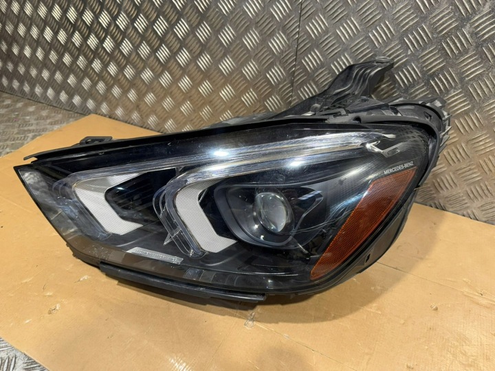 IDEALNA KPL Licht vorne links Z MODULAMI LED MERCEDES GLE W167 A1679069104 1