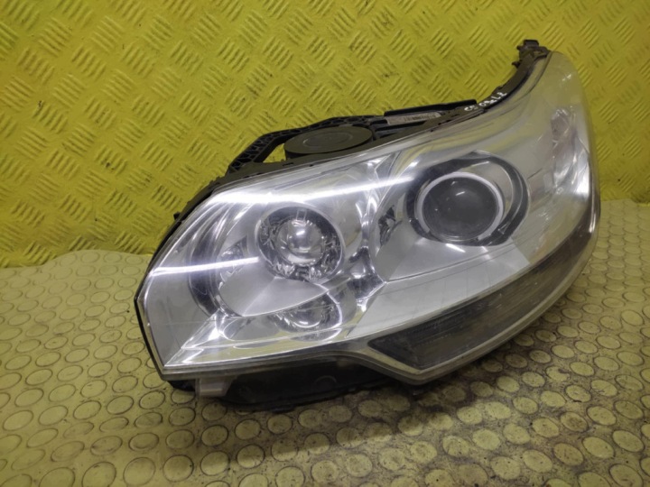CITROEN C5 II REFLEKTOR light left front 89902752