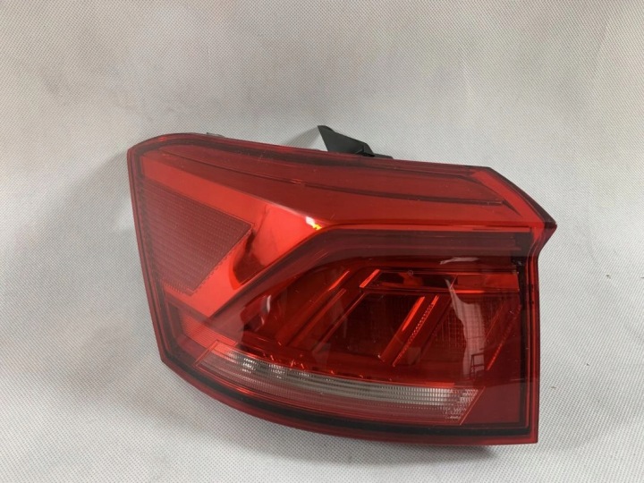 Volkswagen T-Roc Licht links heck hinten 2GA945095