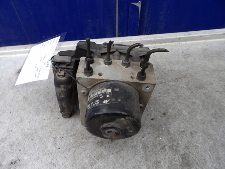 VW Sharan 1,9 tdi pumpa ABS