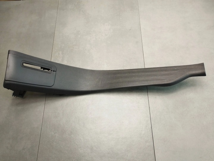 Peugeot 3008 a kryt PRAHU 9670437977
