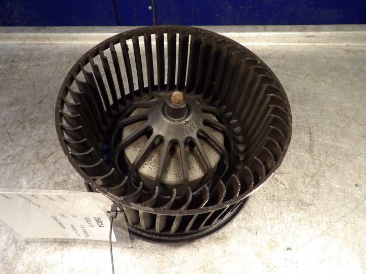 Volvo C30 fan of heating 502252-2474 4M5H-18456-CD 6652A