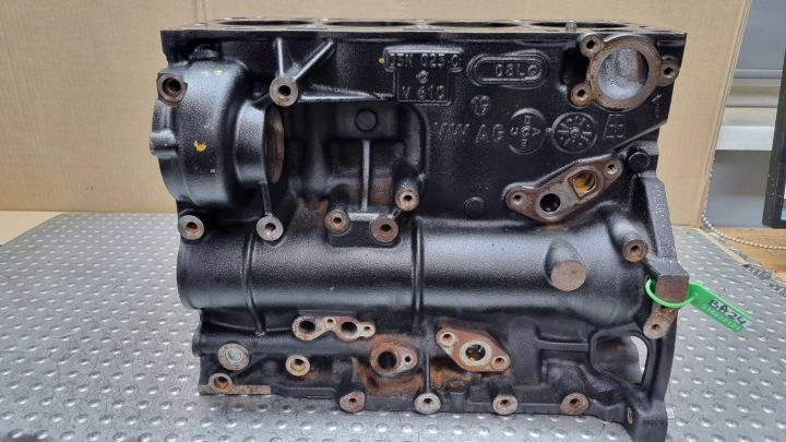 BLOK Motore 03N023C DEU DLU AUDI A4 B9 8W A5 8W Q5 8R A6 C7 2.0 TDI