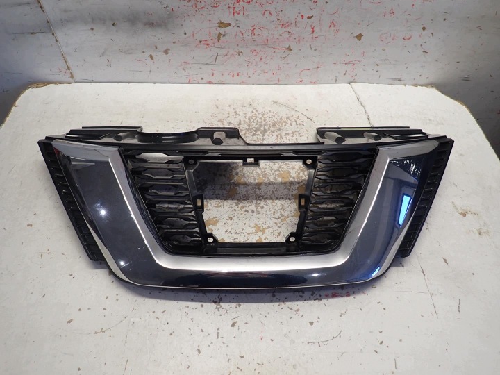 Grill NISSAN X-TRAIL T32 LIFT 2017- 62310-7FR0