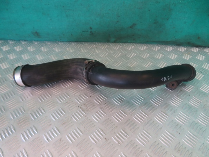 pipe wiring of the intercooler VW TRANSPORTER T5 2.0 12R 7E0145762C