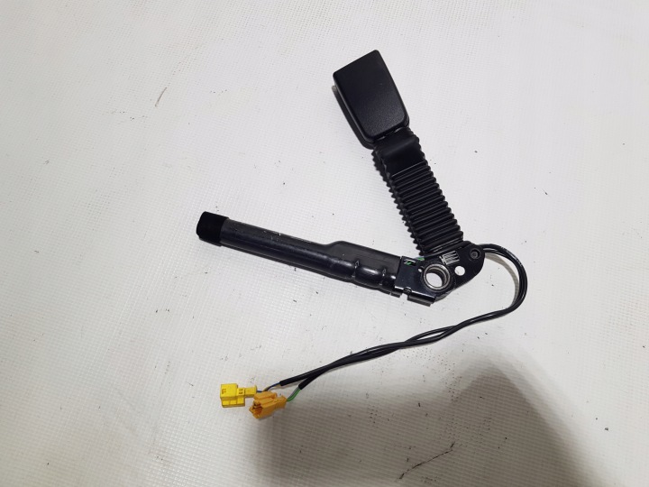 tenditore Aggancio ramo cinture sicurezza Destra Anteriore MERCEDES W251 ML W164 GL X164