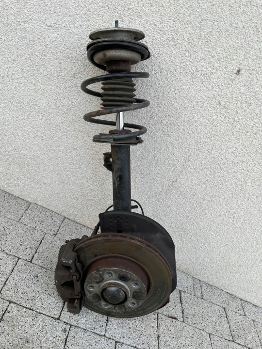 BMW 3 E46 amortizer glavčina igle kompletna desna