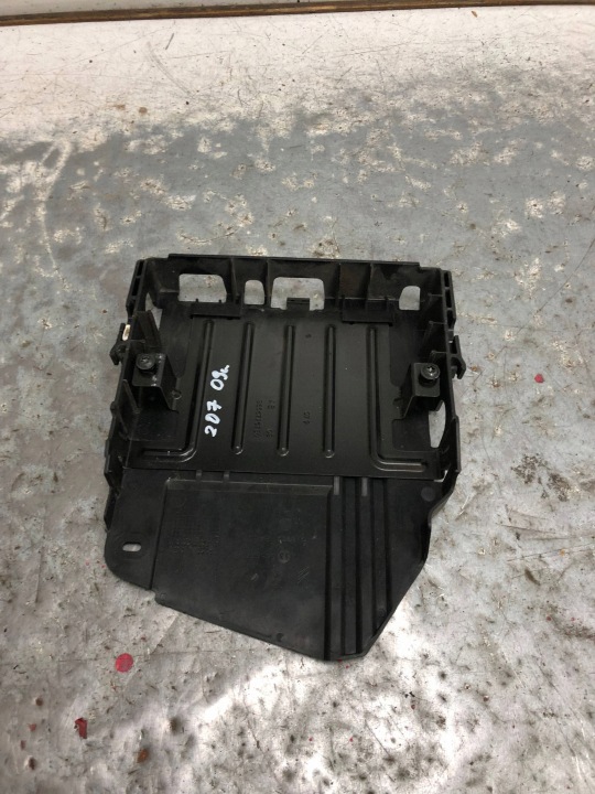 Halter Gehäuse KOMPUTERA PEUGEOT 207 9656775680