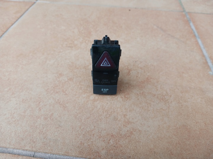 Interrupteur commande phares feux Lumières de secours MERCEDES W204 2048707610