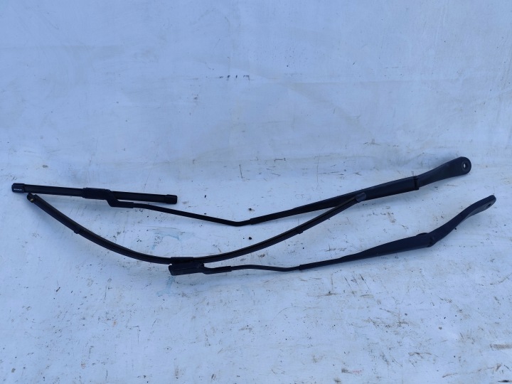 RENAULT CLIO V 5 Wischerarme Scheibenwischer