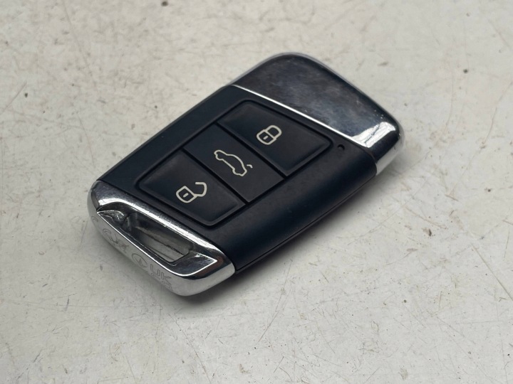 key PILOT SKODA SUPERB 3V0959752N !J