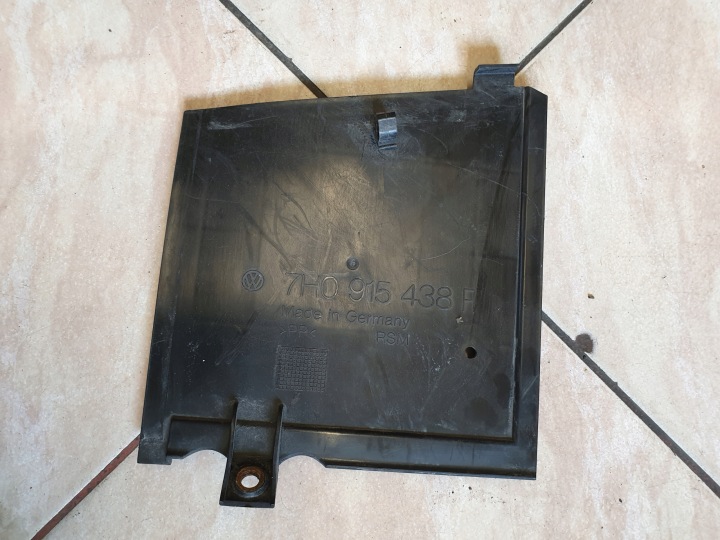 Blende Abdeckung Gehäuse AKUMULATORA VW T5 MULTIVAN 7H0 OE