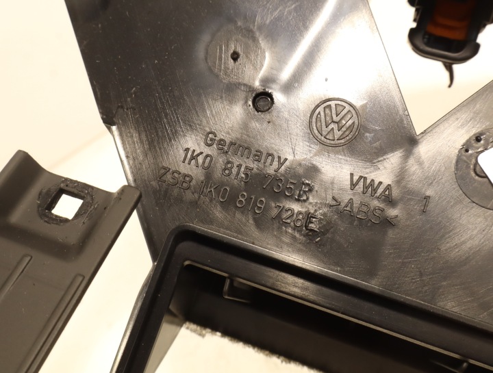 Center Air Vent Short Volkswagen Golf V 7