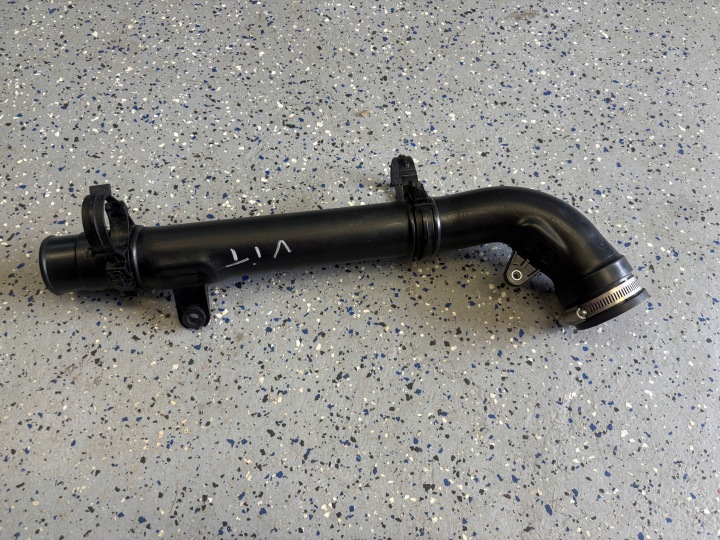 SUZUKI GRAND VITARA II wiring hose pipe of the intercooler 13690-80K50