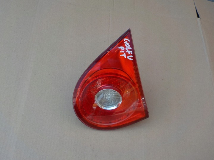 Feux phare Droite Arrière vw golf V HB 1K6945094G