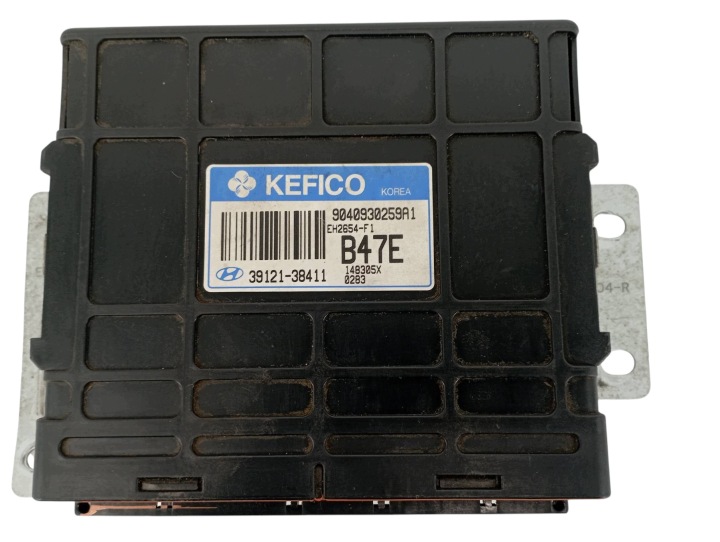 Bedienteil DES MOTORS 39121-38411 2.4 B 145KM Hyundai Santa Fe und (2000-2006)