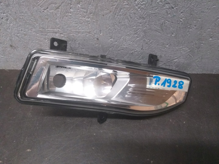 FOG LIGHT RIGHT NISSAN MICRA K14 X TRAIL 26150 8995A