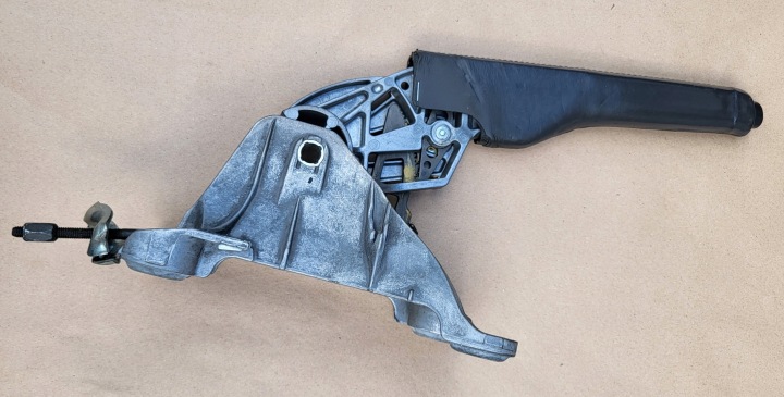 Schaltgestänge elektrische Parkbremse Sensor VW GOLF V 1K schwarze Leder OE EU