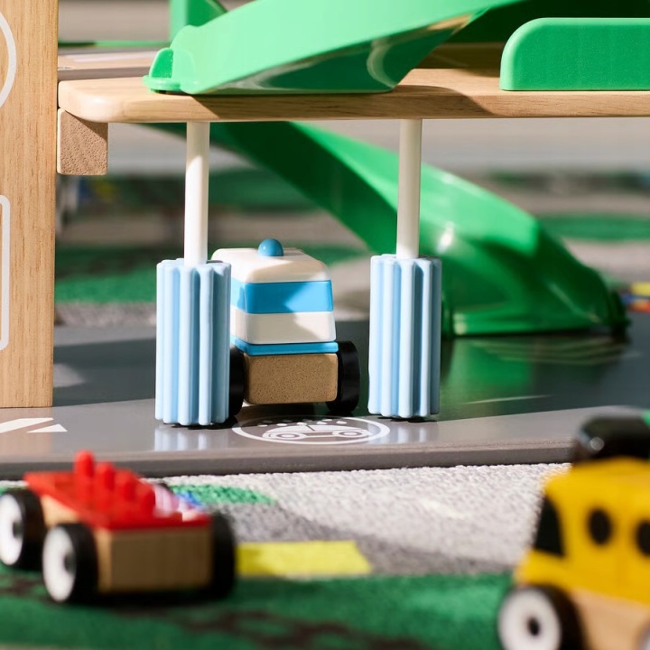 IKEA LILLABO Гараж з автомобілем і гелікоптером, різнокольоровий — фото 4