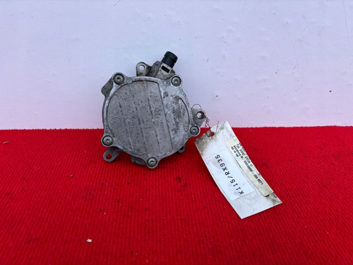 POMPA VACUM VW GOLF 5 V SEAT SKODA AUDI 2.0 TFSI 06D145100E K115/RX935