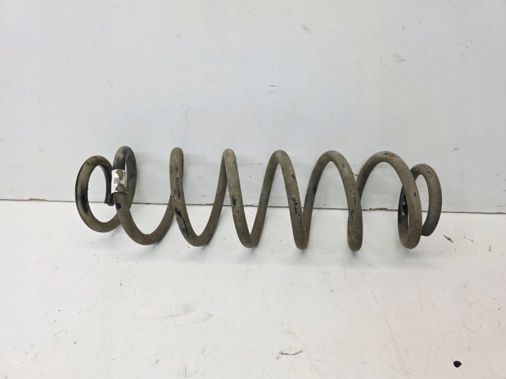 spring rear left or right AUDI A3 8V VOLKSWAGEN SEAT SKODA 5Q0511115JS