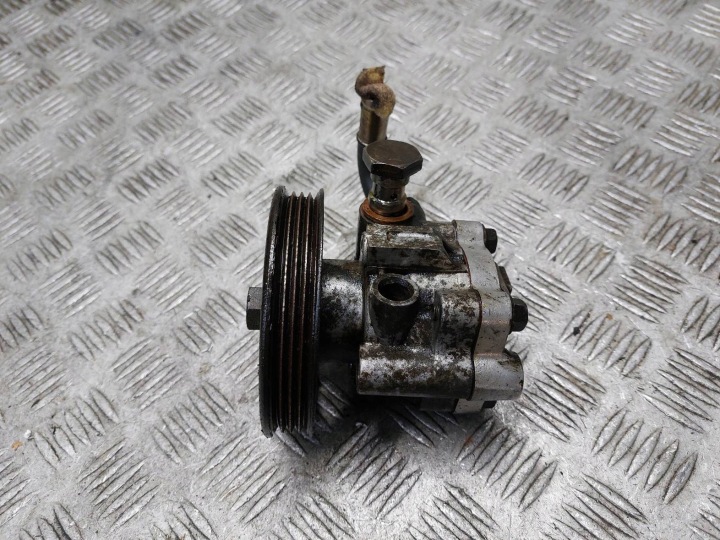 servo pump NISSAN MURANO Z50 3.5 V6 CB000-G