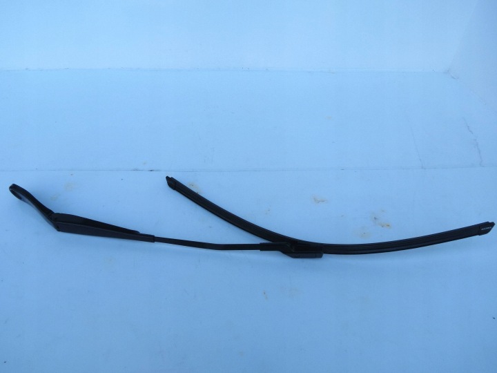 wischerarm vorne Fenster VOLVO V60 30753504