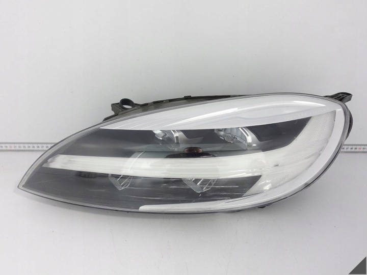 VOLVO V40 XC40 LIFT 16-19 light HEADLIGHT MID FULL LED left front EUROPA