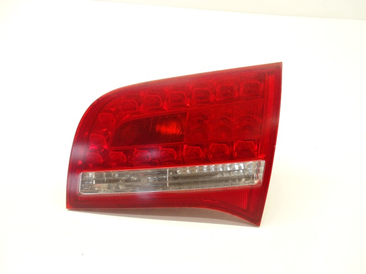 Licht rechts rechts heck hinten für die Heckklappe AUDI A6 C6 LIFT 4F9945094E