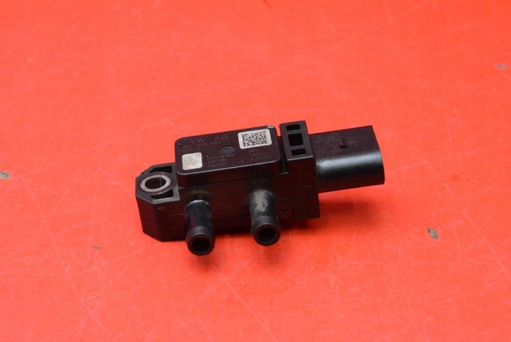 Sensore temperatura gas scarico 04L906051 SKODA RAPID 1.4 TDI 90 KM LIFT 17-19