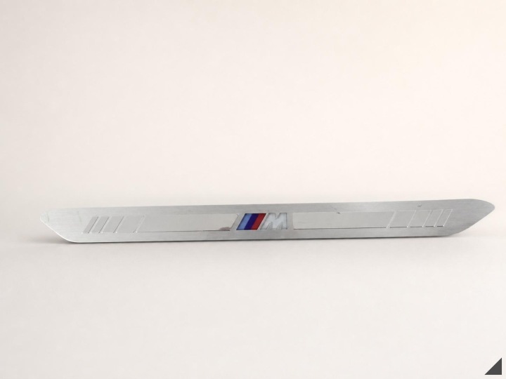 BMW XM G09 X7 G07 MSP moulding cap PODSWIETLENIE LED threshold rear part left ORG