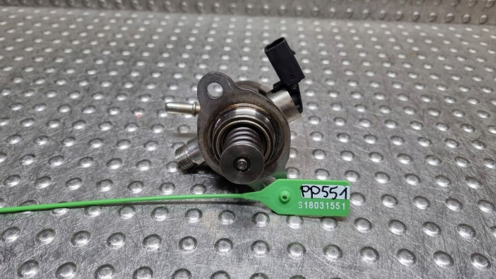 pumpa za gorivo 05E127027 T-ROC GOLF VII LEON III TIGUAN II 5NA KODIAQ 1.5TSI