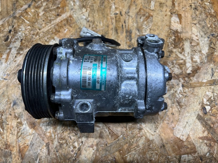 compressor of the air conditioning OPEL CORSA C AGILA A 1.3 CDTI 13106850