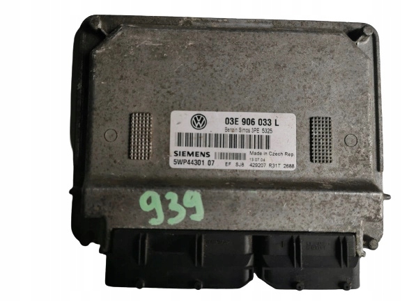 VW POLO 1.2B 5WP4430107 03E906033L Computer ECU